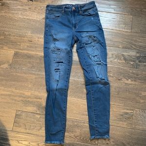 High Waisted Distressed Stretch Jeans